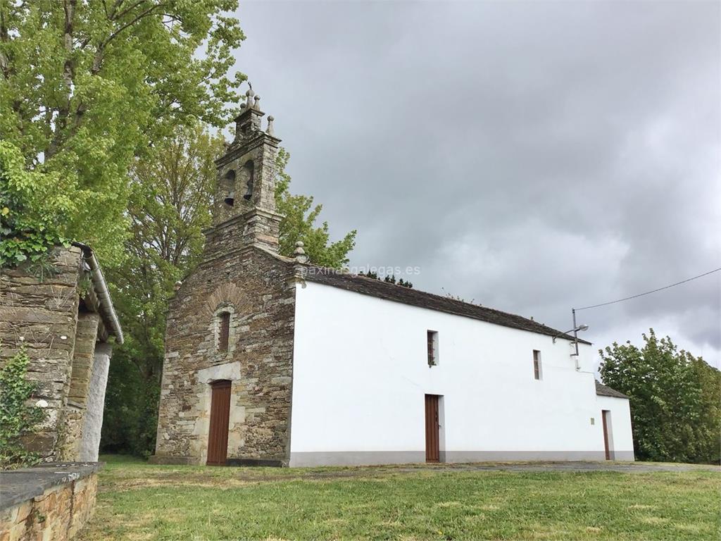 imagen principal Parroquia y Cementerio de San Martiño de Aguarda