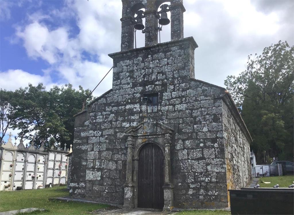 imagen principal Parroquia y Cementerio de San Martiño de Andabao