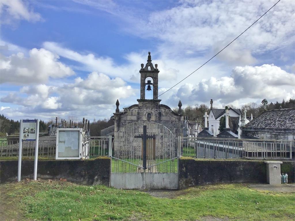 imagen principal Parroquia y Cementerio de San Martiño de Caboi