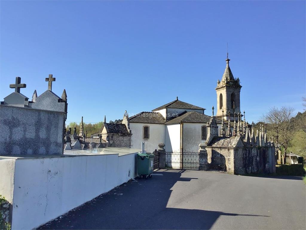 imagen principal Parroquia y Cementerio de San Martiño de Carral