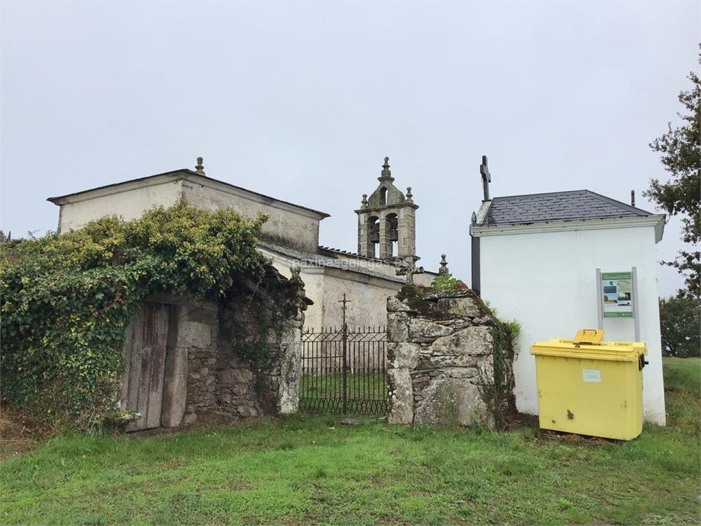 imagen principal Parroquia y Cementerio de San Martiño de Castro
