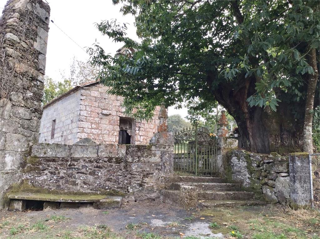 imagen principal Parroquia y Cementerio de San Martiño de Fente