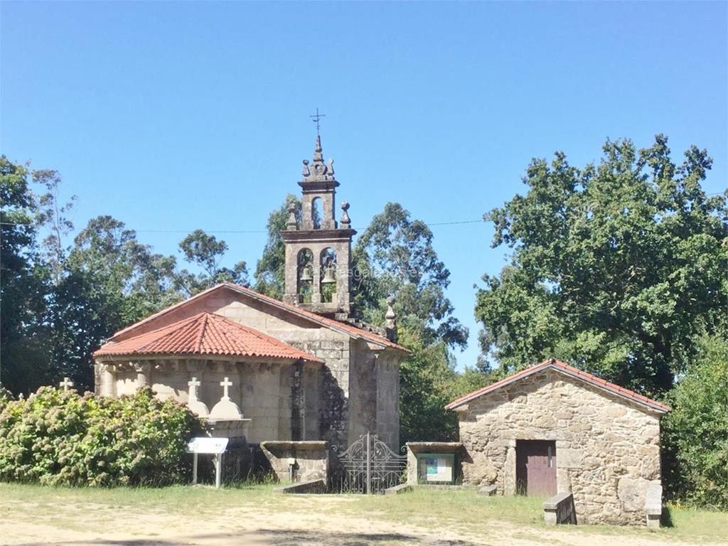 imagen principal Parroquia y Cementerio de San Martiño de Gargantáns