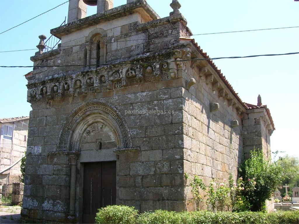 imagen principal Parroquia y Cementerio de San Martiño de Loiro