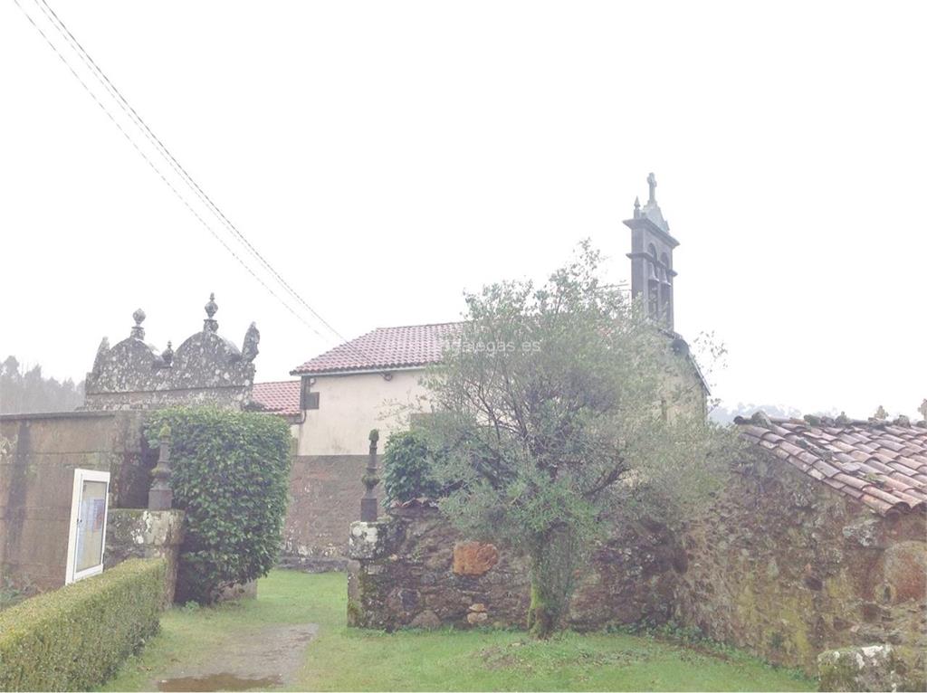 imagen principal Parroquia y Cementerio de San Martiño de Monzo