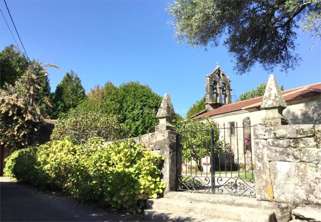 imagen principal Parroquia y Cementerio de San Martiño de Moreira