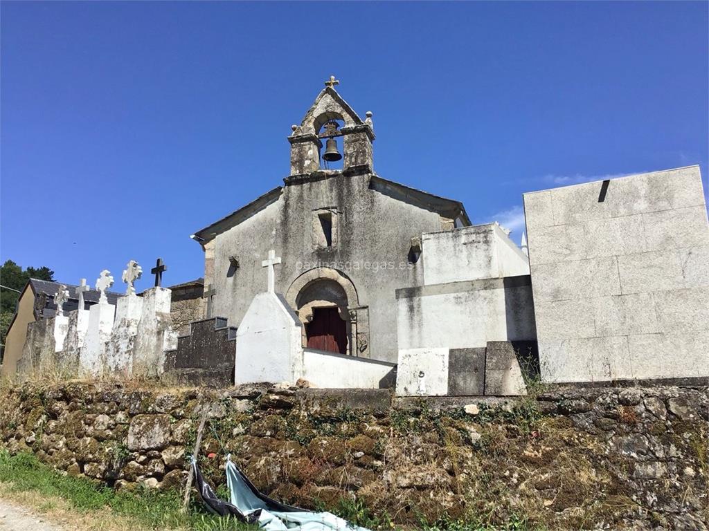 imagen principal Parroquia y Cementerio de San Martiño de Oleiros