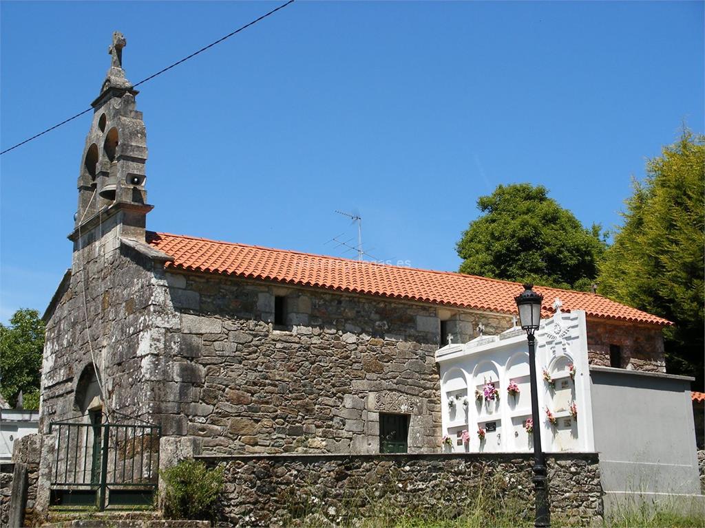 imagen principal Parroquia y Cementerio de San Martiño de Oleiros