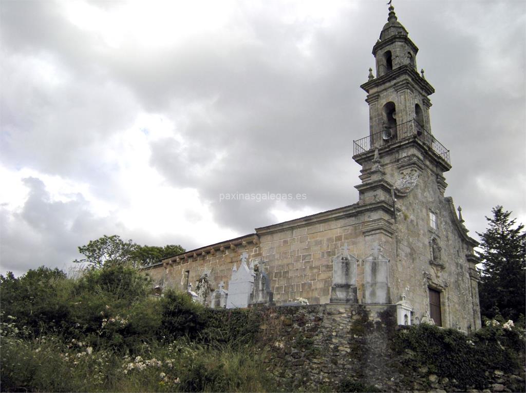 imagen principal Parroquia y Cementerio de San Martiño de Porqueira