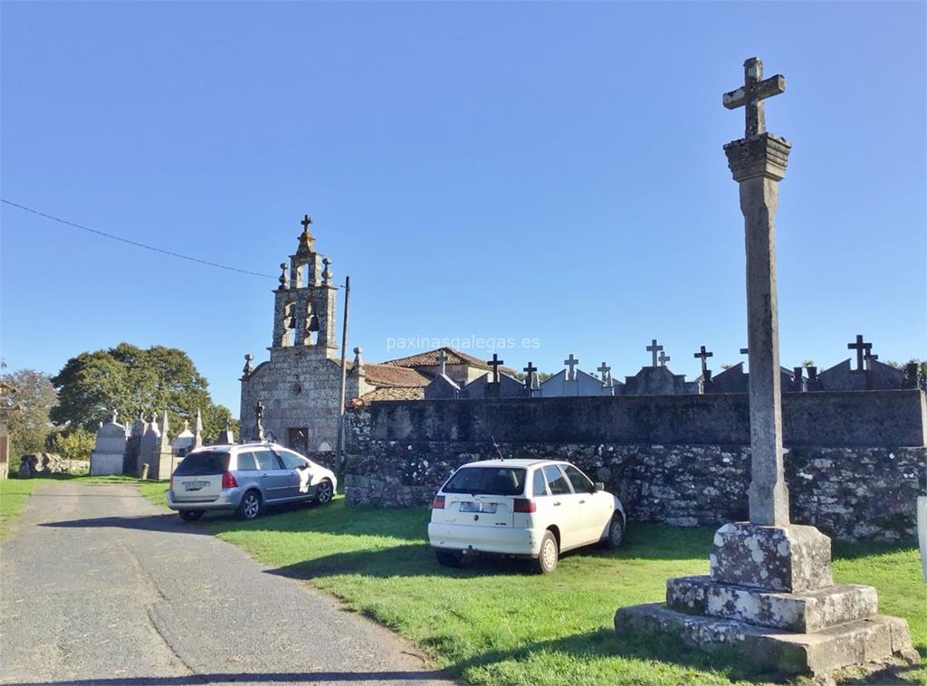 imagen principal Parroquia y Cementerio de San Martiño de Vilapoupre