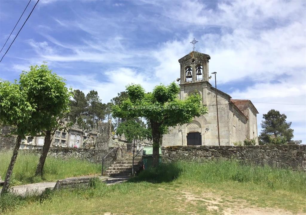 imagen principal Parroquia y Cementerio de San Martiño do Lago