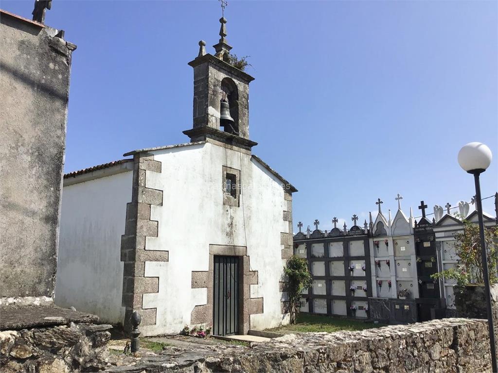 imagen principal Parroquia y Cementerio de San Martín de As Varelas