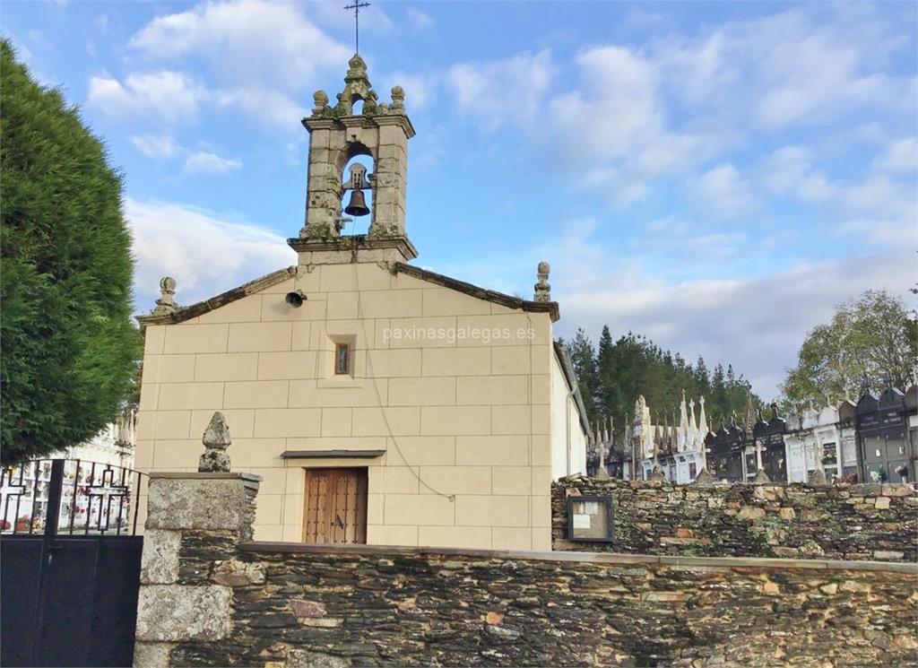 imagen principal Parroquia y Cementerio de San Martín de Pacios