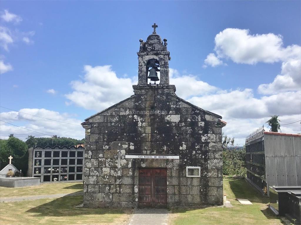 imagen principal Parroquia y Cementerio de San Miguel de Boimil