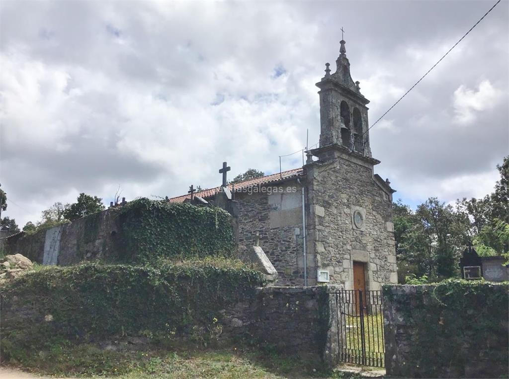 imagen principal Parroquia y Cementerio de San Pedro de A Baíña