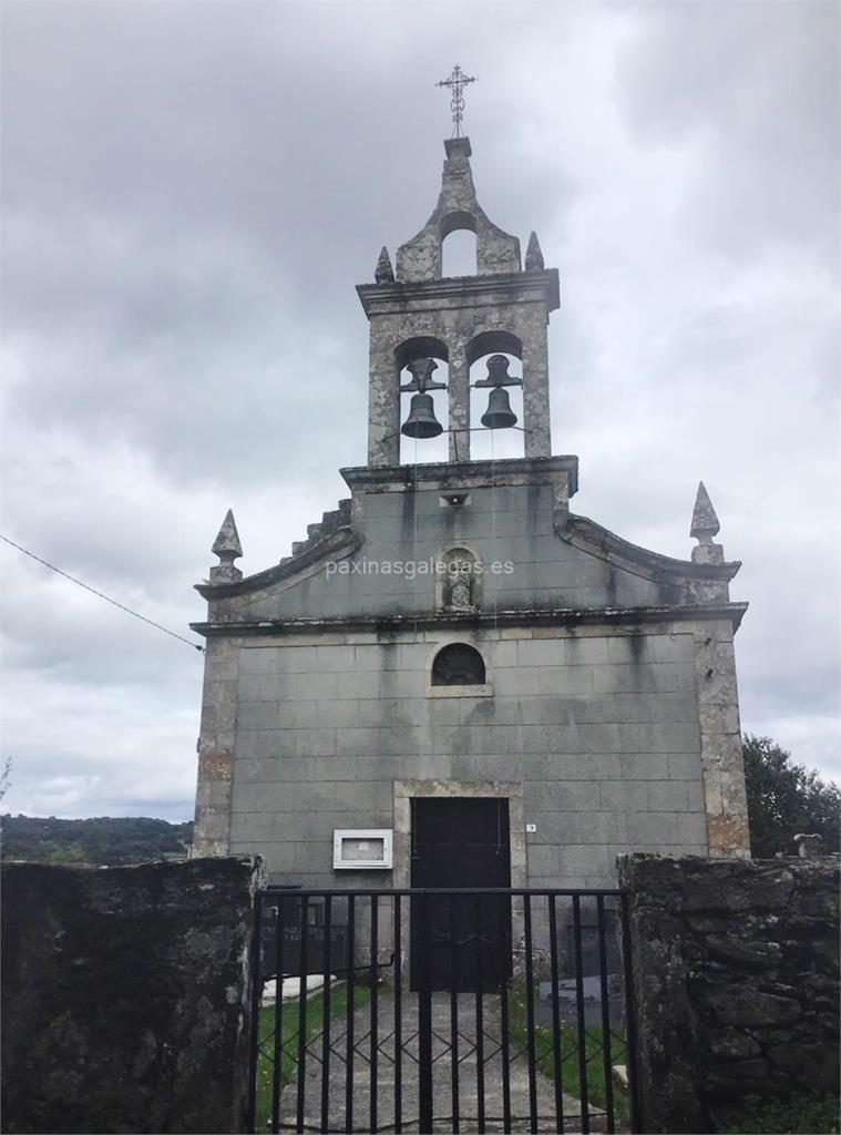 imagen principal Parroquia y Cementerio de San Pedro de Doade