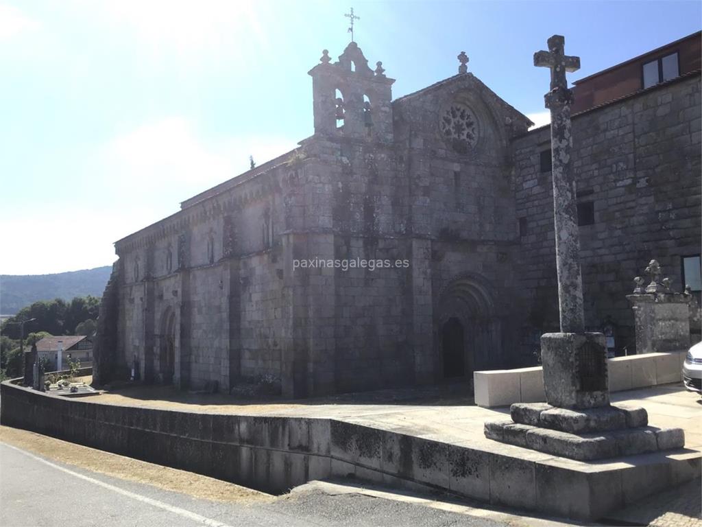 imagen principal Parroquia y Cementerio de San Pedro do Mosteiro