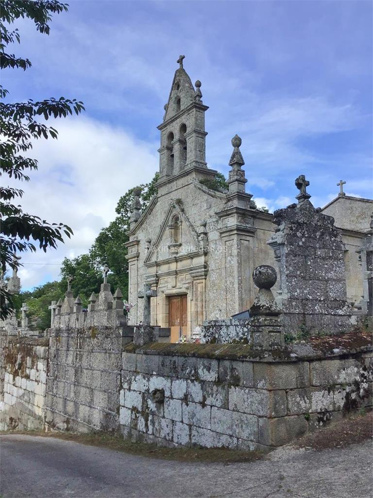 imagen principal Parroquia y Cementerio de San Salvador de Damil
