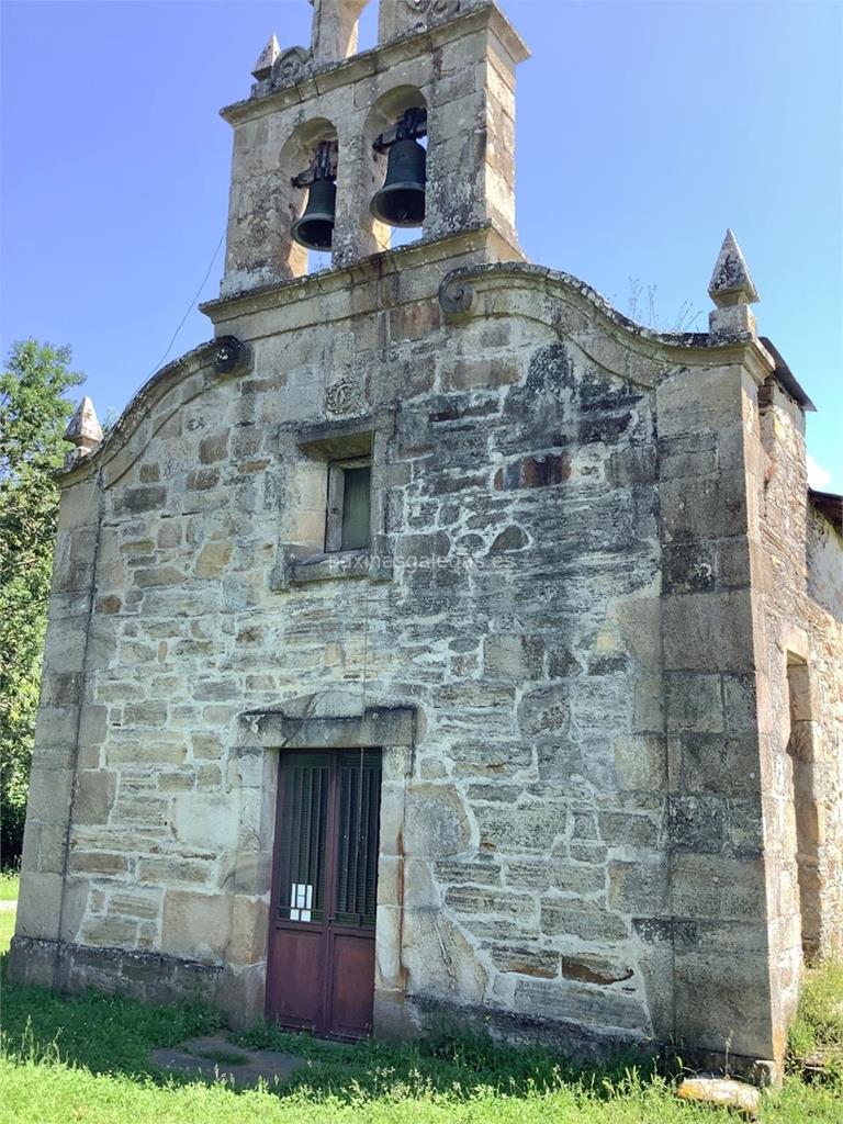 imagen principal Parroquia y Cementerio de San Salvador de Ferreiros