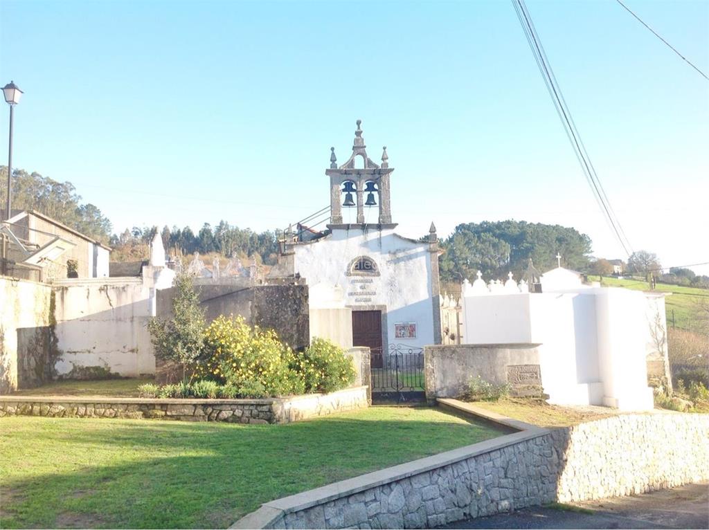 imagen principal Parroquia y Cementerio de San Salvador de Limiñón 