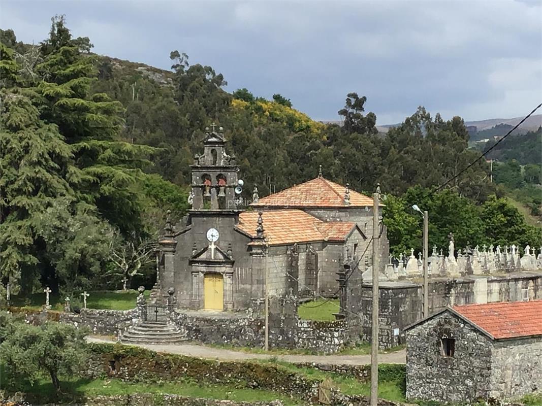 Parroquia y Cementerio de San Sebastián de Covelo en A Lama