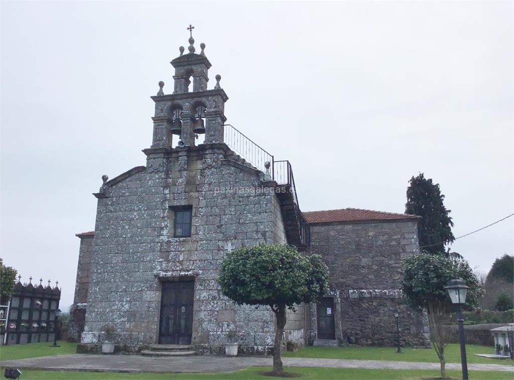 imagen principal Parroquia y Cementerio de San Tirso de Ambroa