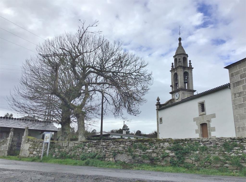 imagen principal Parroquia y Cementerio de San Vicente de Candai