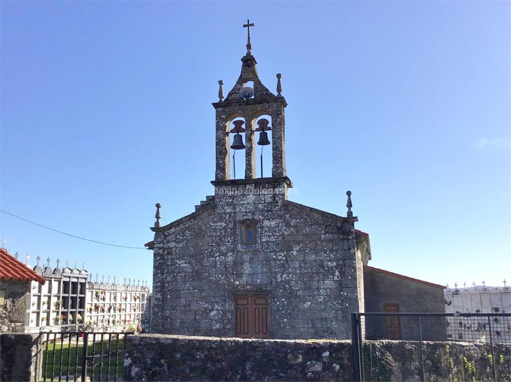 imagen principal Parroquia y Cementerio de San Vicente de Curtis