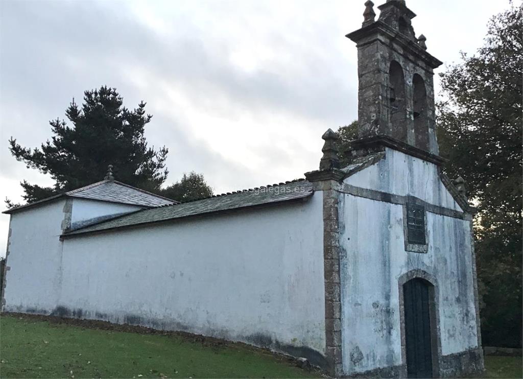 imagen principal Parroquia y Cementerio de San Xoán de Castromaior