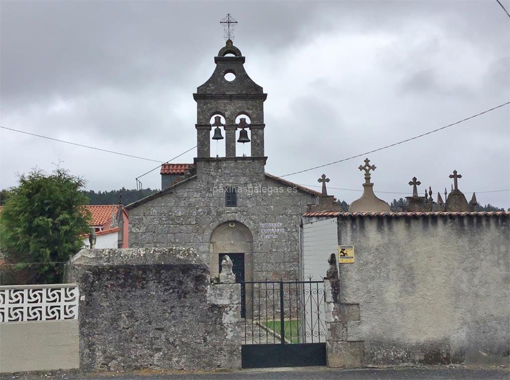 imagen principal Parroquia y Cementerio de San Xulián de Coirós