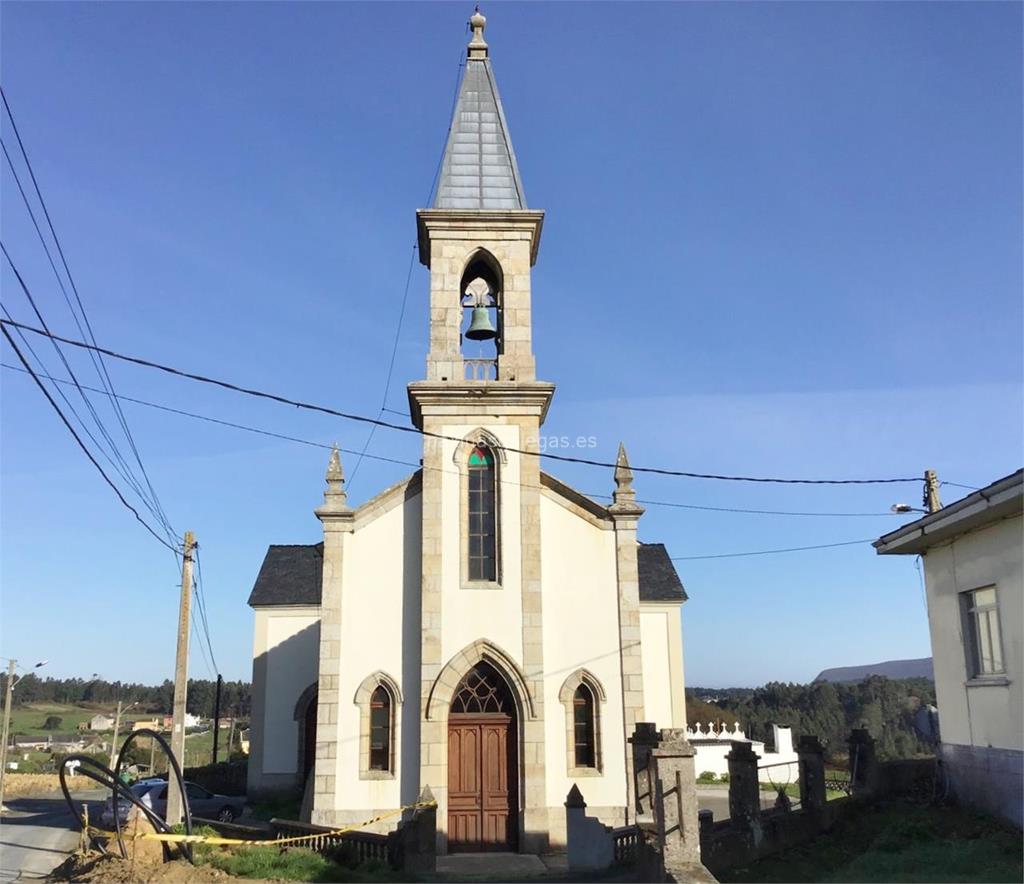 imagen principal Parroquia y Cementerio de San Xulián de Loiba