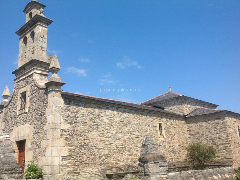 imagen principal Parroquia y Cementerio de San Xulián de Nois