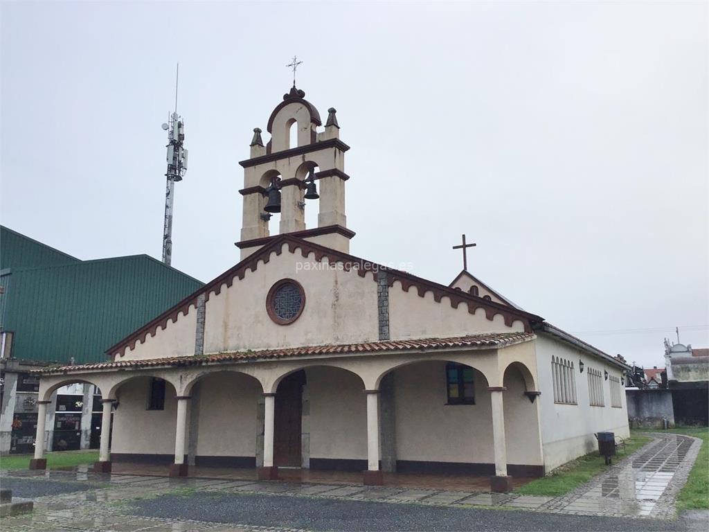 imagen principal Parroquia y Cementerio de San Xulián de Serantes