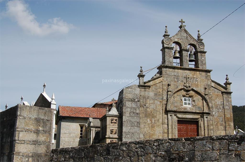 imagen principal Parroquia y Cementerio de Santa Baia de Barroso
