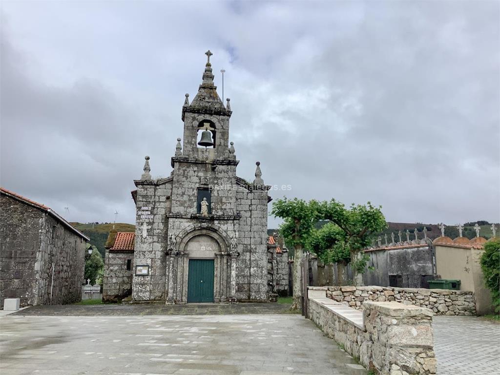 imagen principal Parroquia y Cementerio de Santa Baia de Dumbría