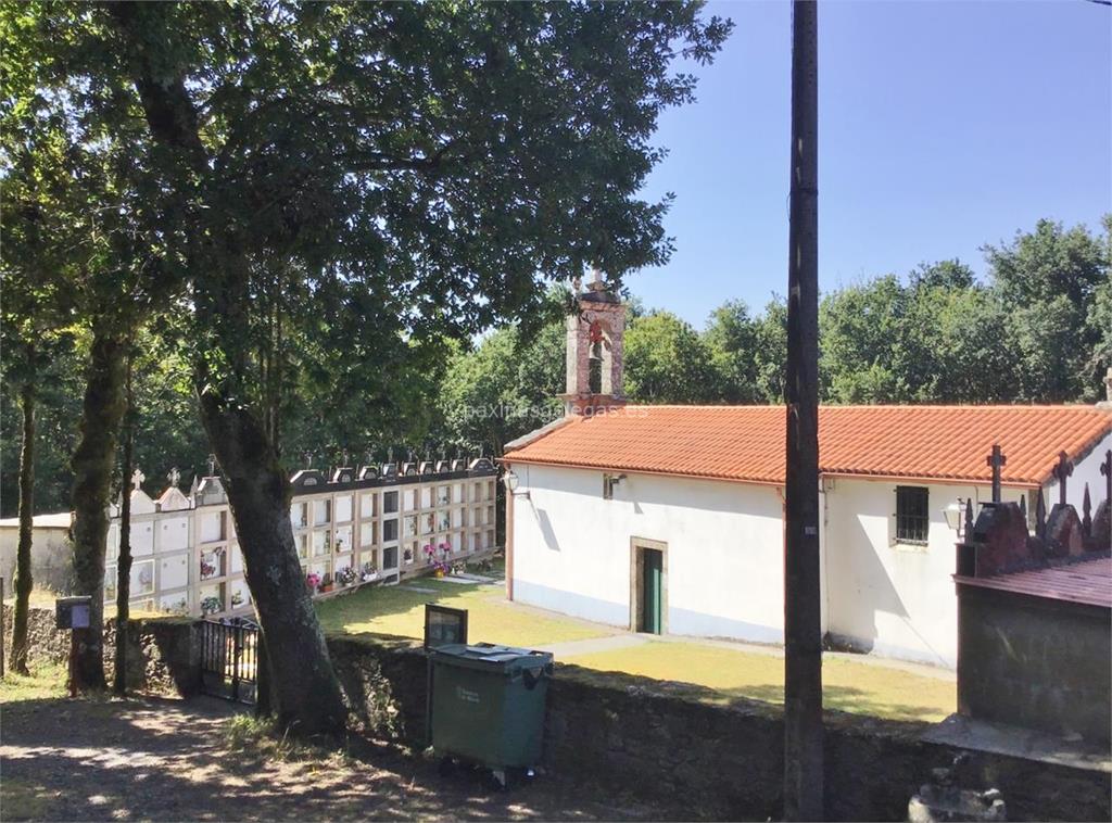 imagen principal Parroquia y Cementerio de Santa Cristina de Orois