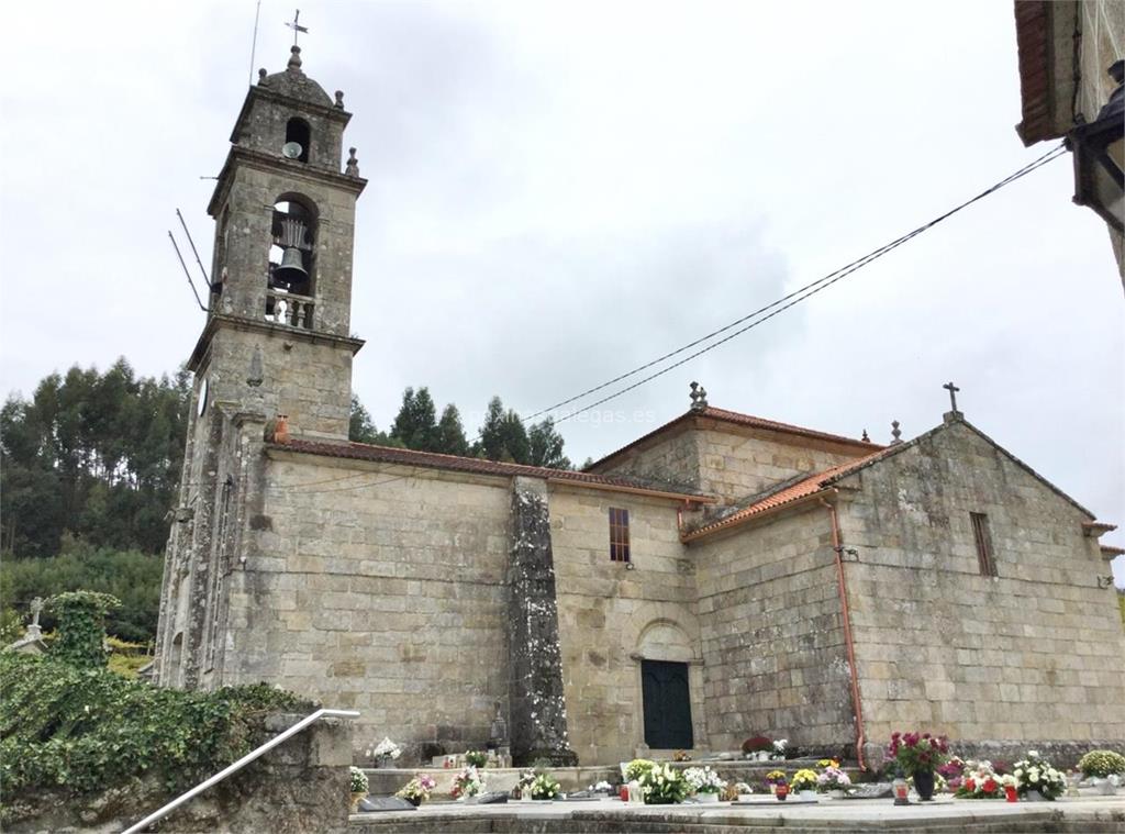 imagen principal Parroquia y Cementerio de Santa Cristina de Valeixe