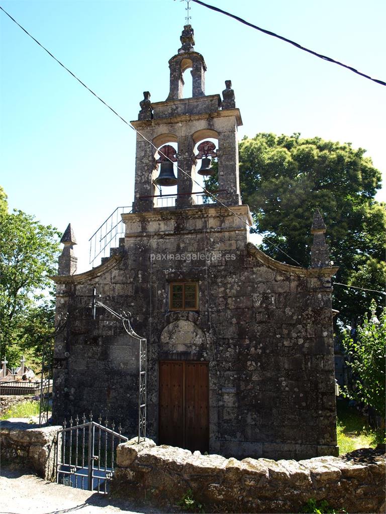 imagen principal Parroquia y Cementerio de Santa Mariña de Esmeriz