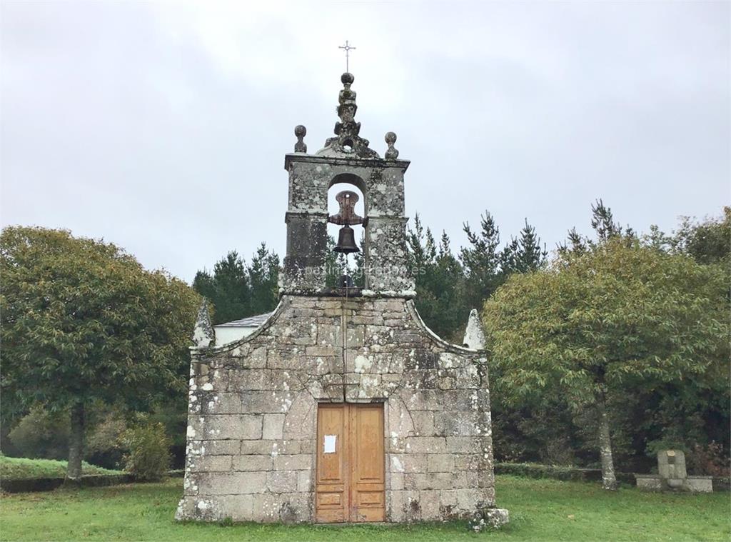 imagen principal Parroquia y Cementerio de Santa María de Abeledo