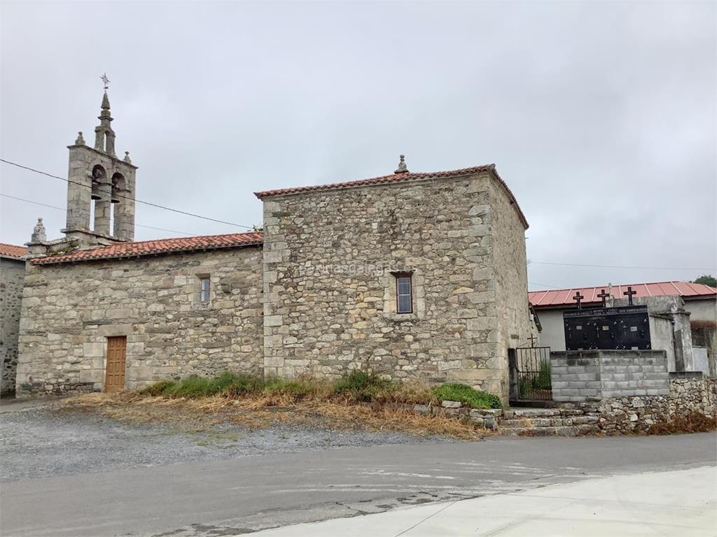 imagen principal Parroquia y Cementerio de Santa María de Amandi