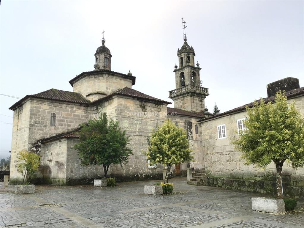 imagen principal Parroquia y Cementerio de Santa María de Areas