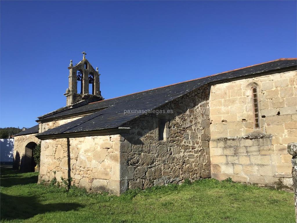 imagen principal Parroquia y Cementerio de Santa María de Brión