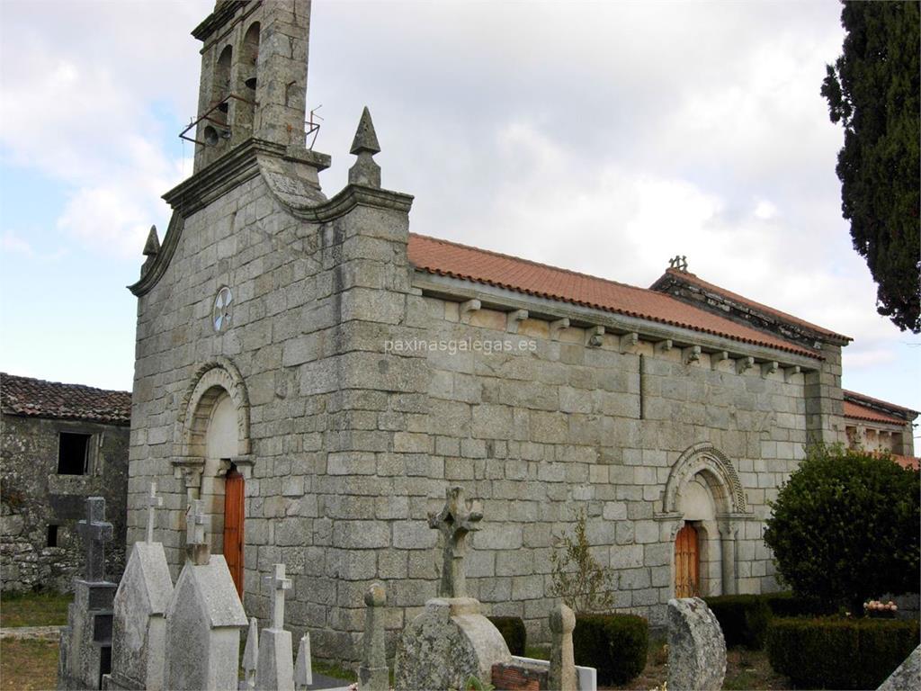 imagen principal Parroquia y Cementerio de Santa María de Camporramiro