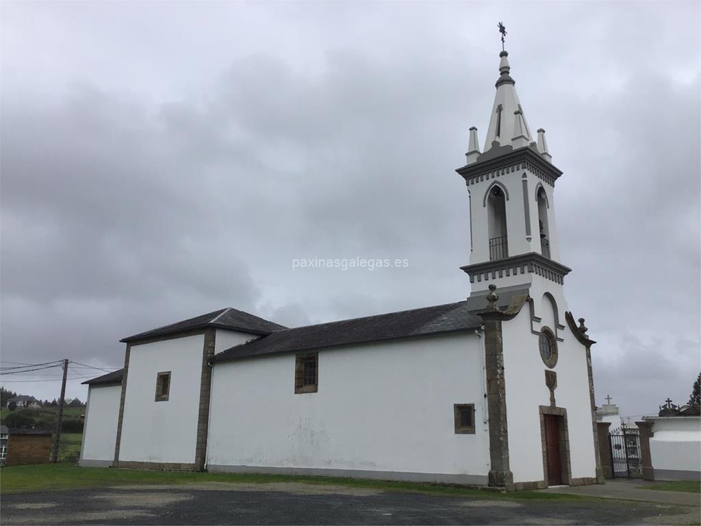 imagen principal Parroquia y Cementerio de Santa María de Castro