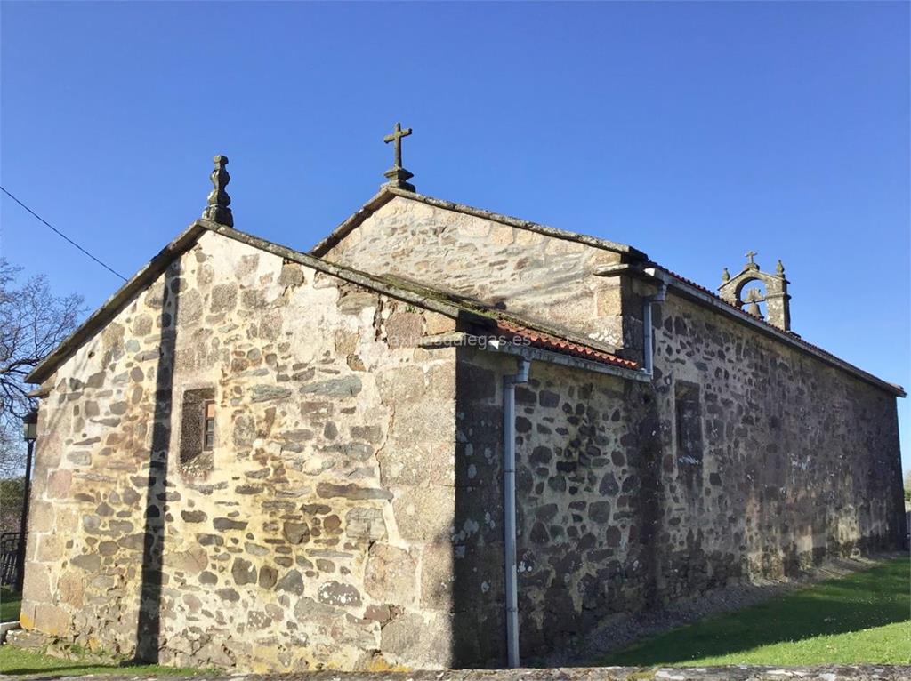 imagen principal Parroquia y Cementerio de Santa María de Cumbraos