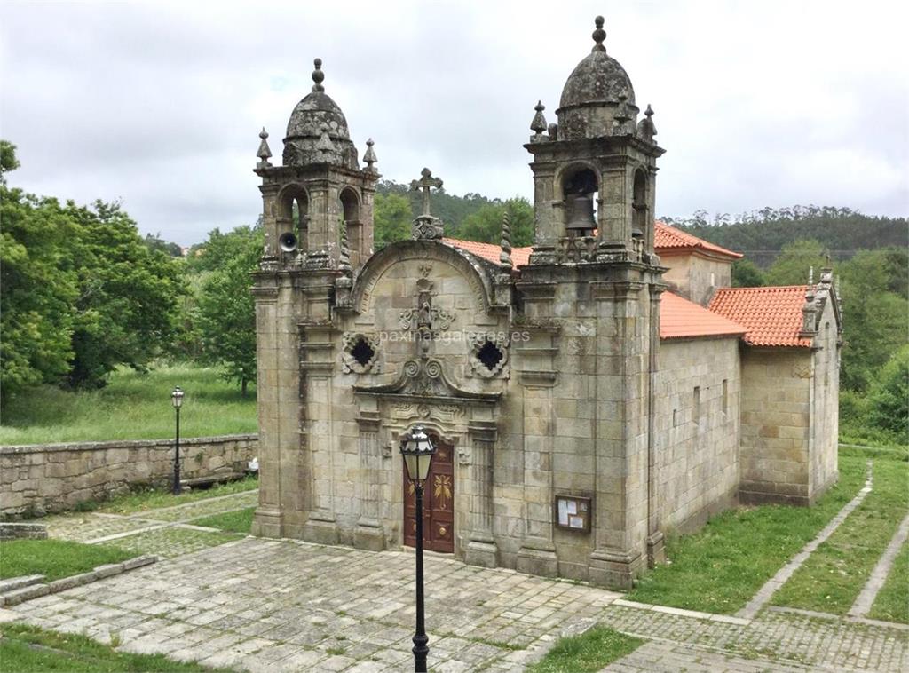 imagen principal Parroquia y Cementerio de Santa María de Darbo