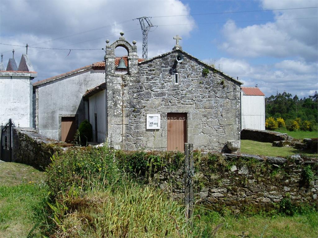 imagen principal Parroquia y Cementerio de Santa María de Esternande