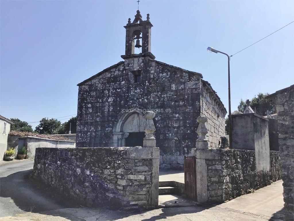 imagen principal Parroquia y Cementerio de Santa María de Leboreiro