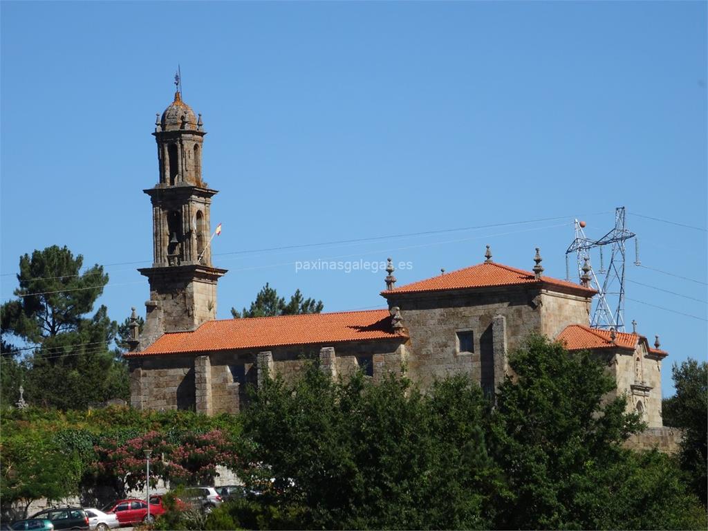 imagen principal Parroquia y Cementerio de Santa María de Macendo
