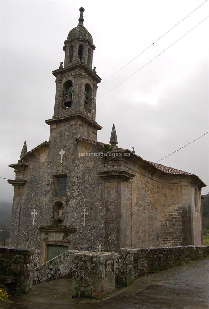 imagen principal Parroquia y Cementerio de Santa María de Roo